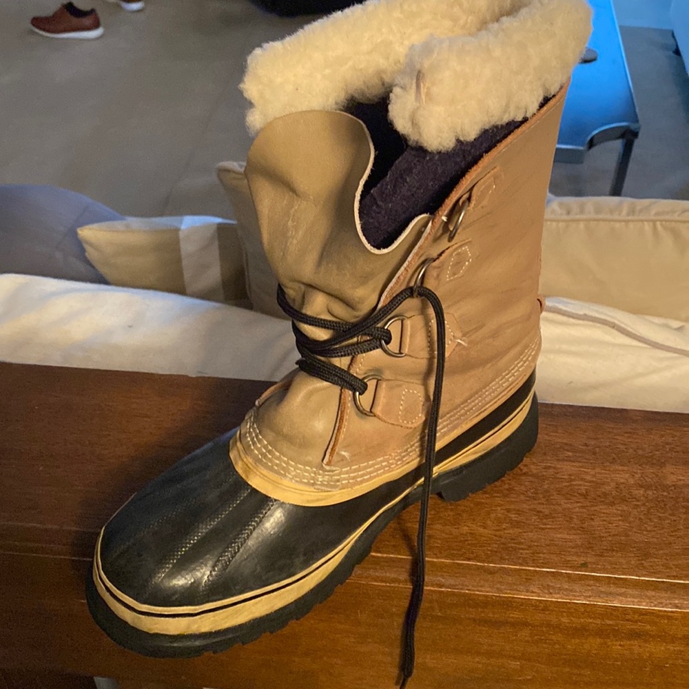 Sorel waterproof wool boots size 8 really good condition